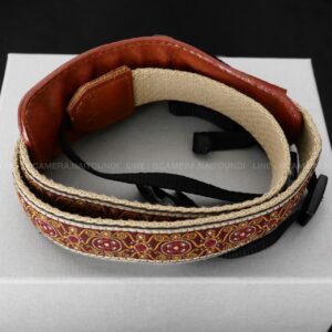 ( Used!! ) Neck Strap Brown