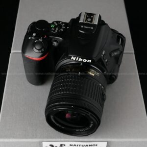 ( Used!! ) Nikon D5600 Black + Nikon 18-55 F3.5-5.6 G Black
