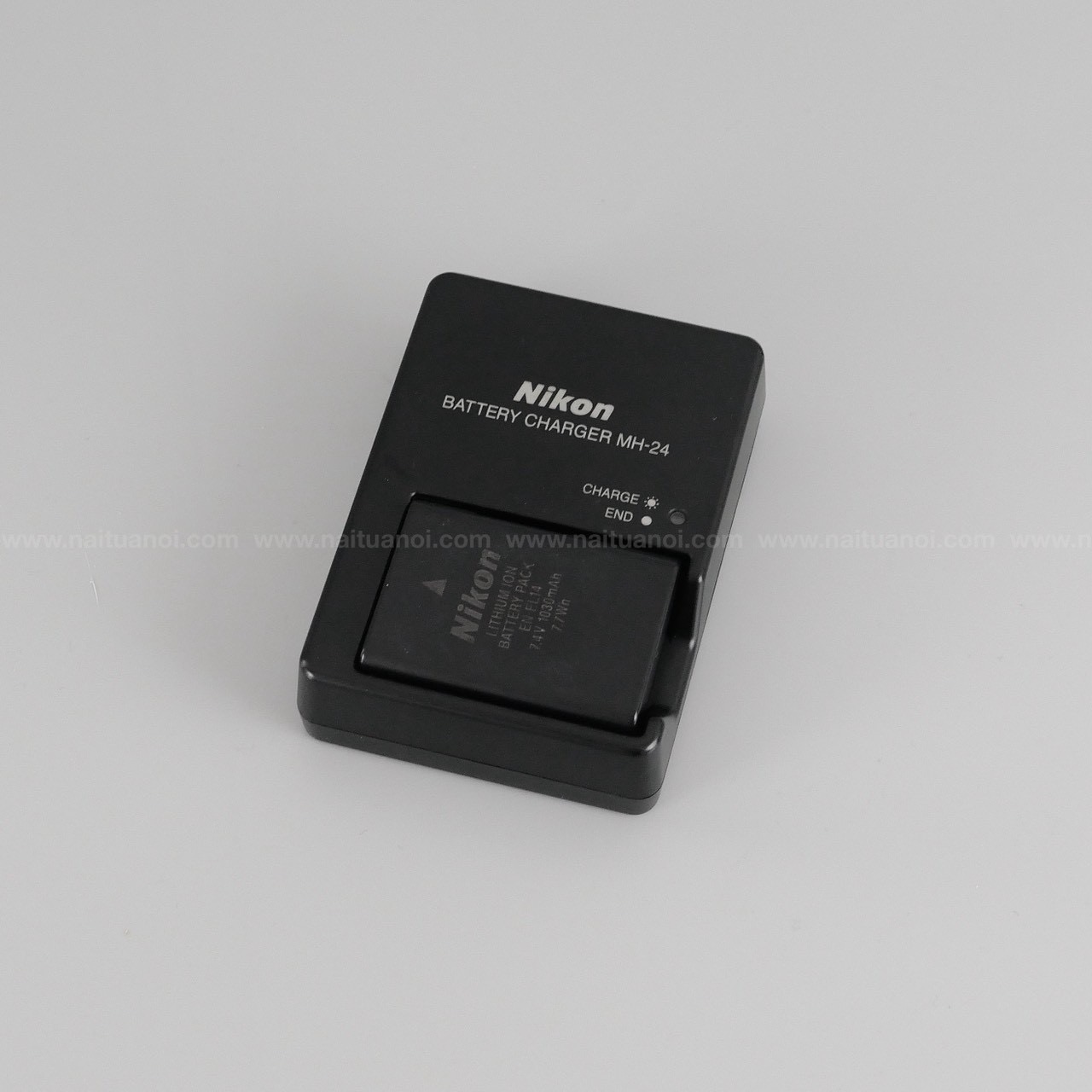 305A575B-C6AB-4CA8-A0DC-5A07AA0153DA