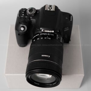 ( Used!! ) Canon EOS 800D Black + Canon EF 18-135 F3.5-6.3 IS Black