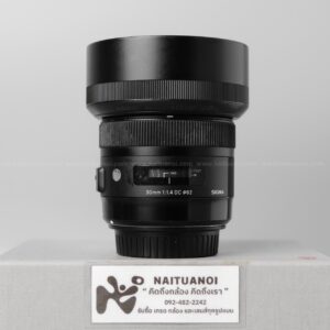 ( Used!! ) Sigma 30 F1.4 DC Black For Canon ( EF Mount )